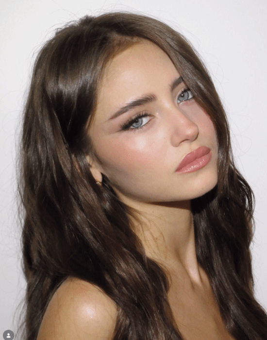 维密超模母女齐上阵 最新写真火辣同框