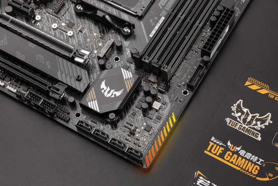 5500X3D装机首选华硕B550重炮手WIFI二代主板