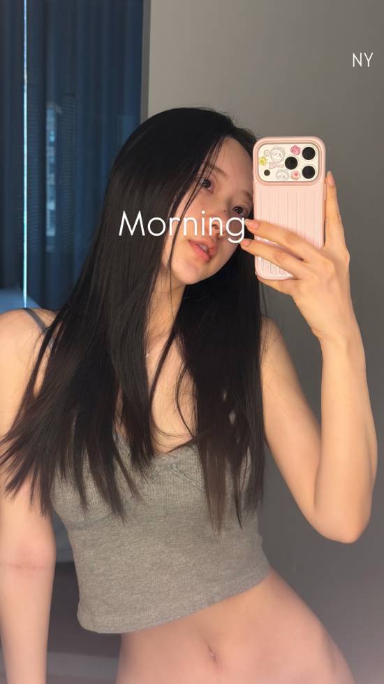 《剑星》申才恩新照