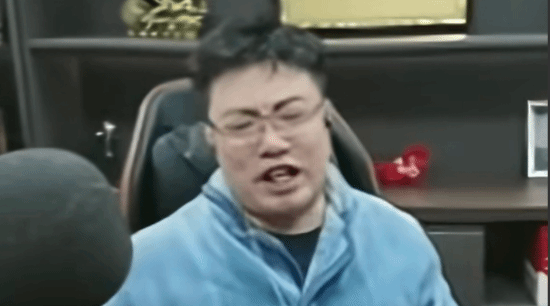 大司马被打成表情包怒斥队友：亚服前三对不过路人？