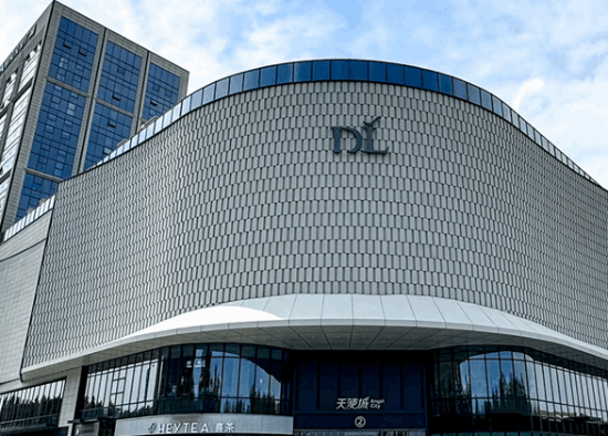 胖东来8633名普通员工人均分20万被称良心老板！于东来：死后不办仪式骨灰找河流撒完