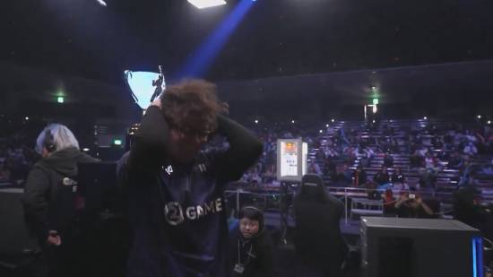 燃尽了！街霸6“小孩”曾卓君再现神级比赛 精彩绝伦