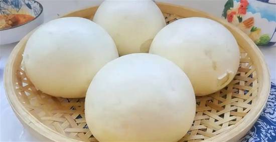 女大学生研发养生馒头4个卖了3万元：融入中式美学